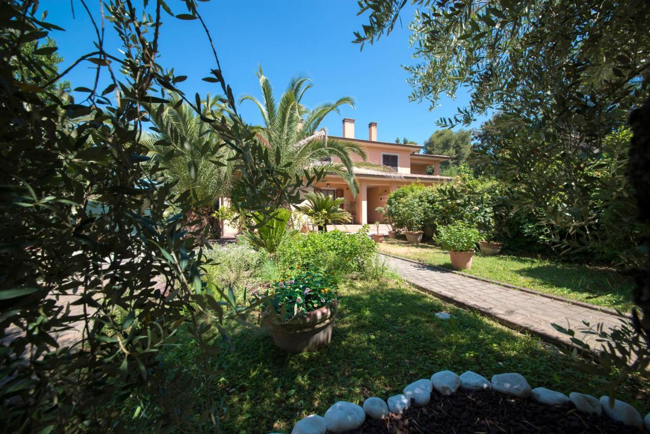 Villa Alida Casa Vacanze Foligno Kültér fotó