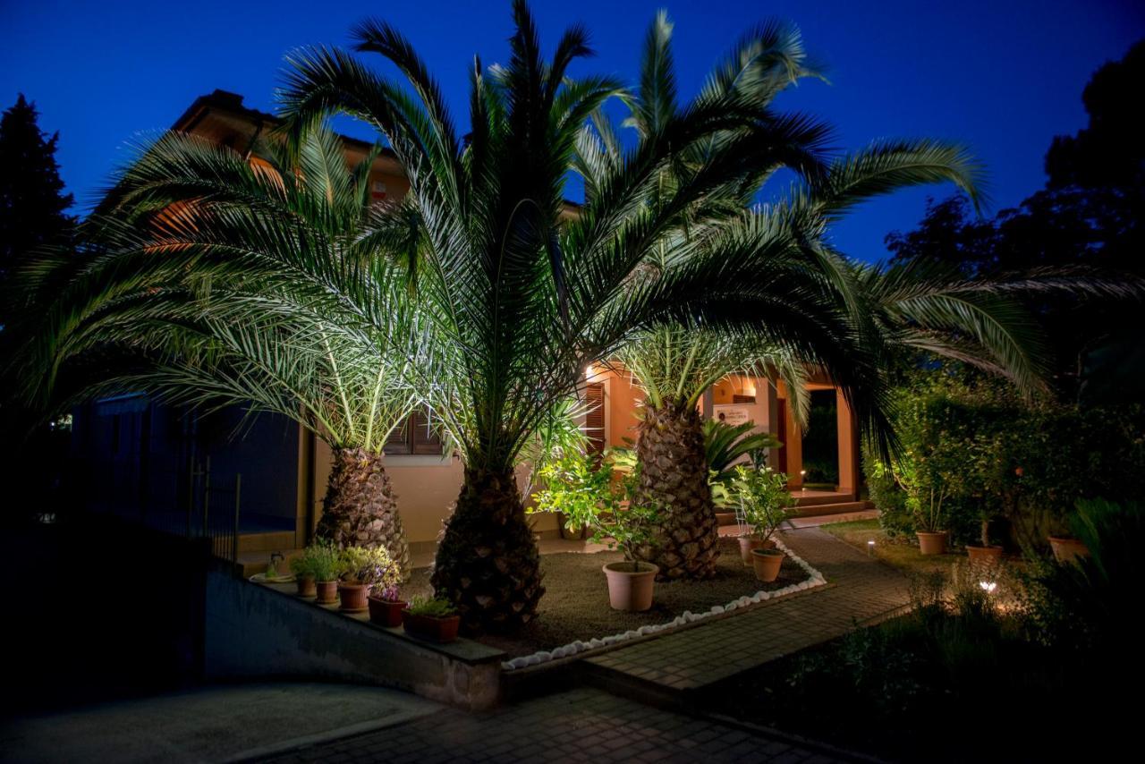 Villa Alida Casa Vacanze Foligno Kültér fotó