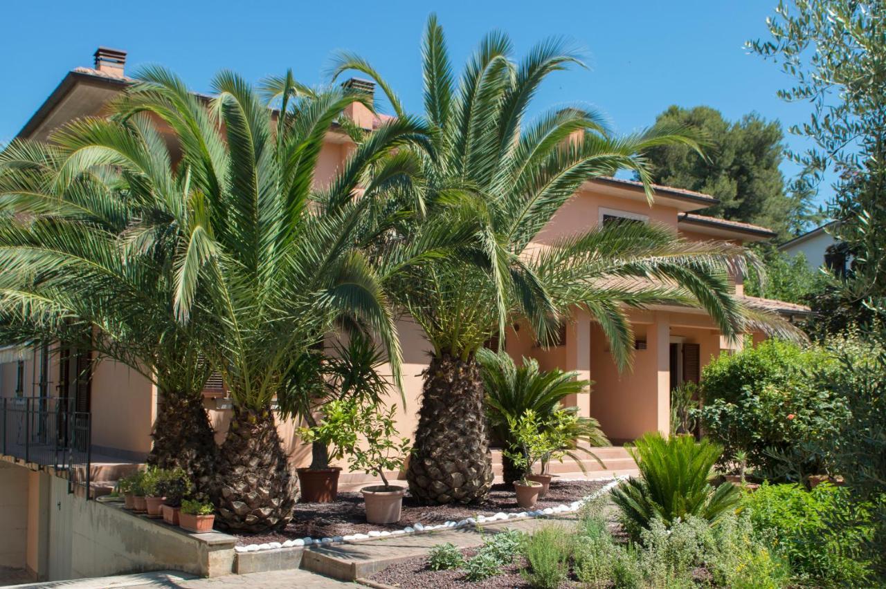 Villa Alida Casa Vacanze Foligno Kültér fotó