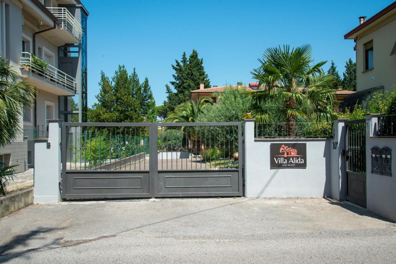 Villa Alida Casa Vacanze Foligno Kültér fotó